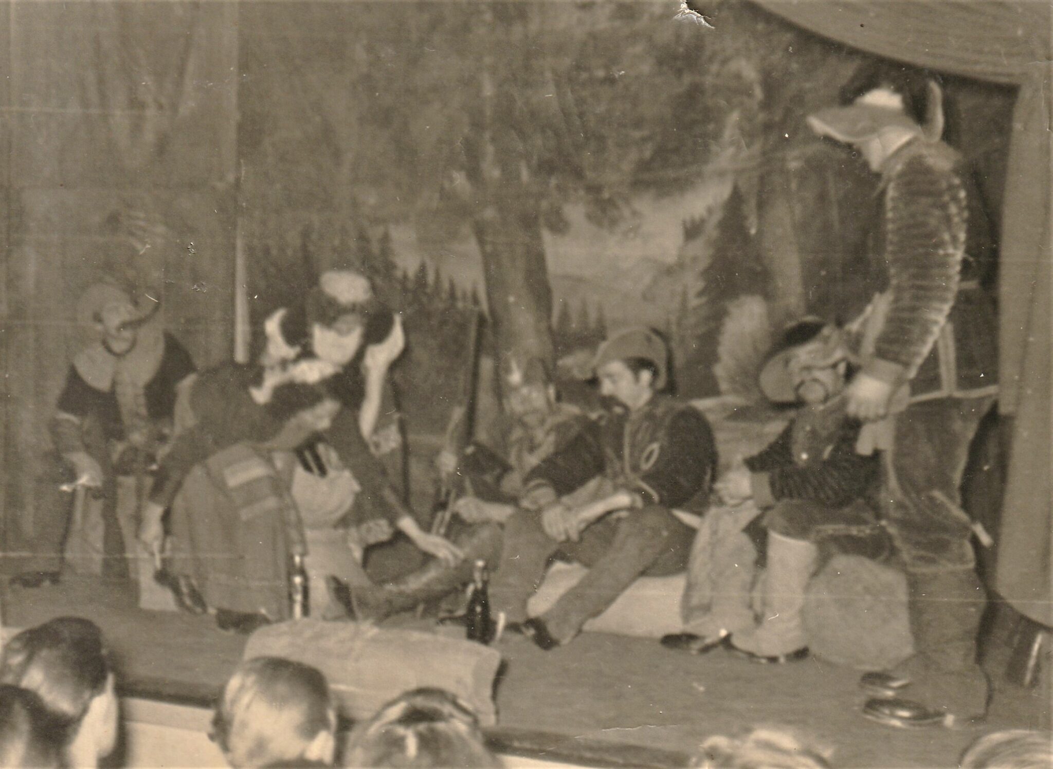 1947 – Großer Theatererfolg füllt die Vereinskasse
