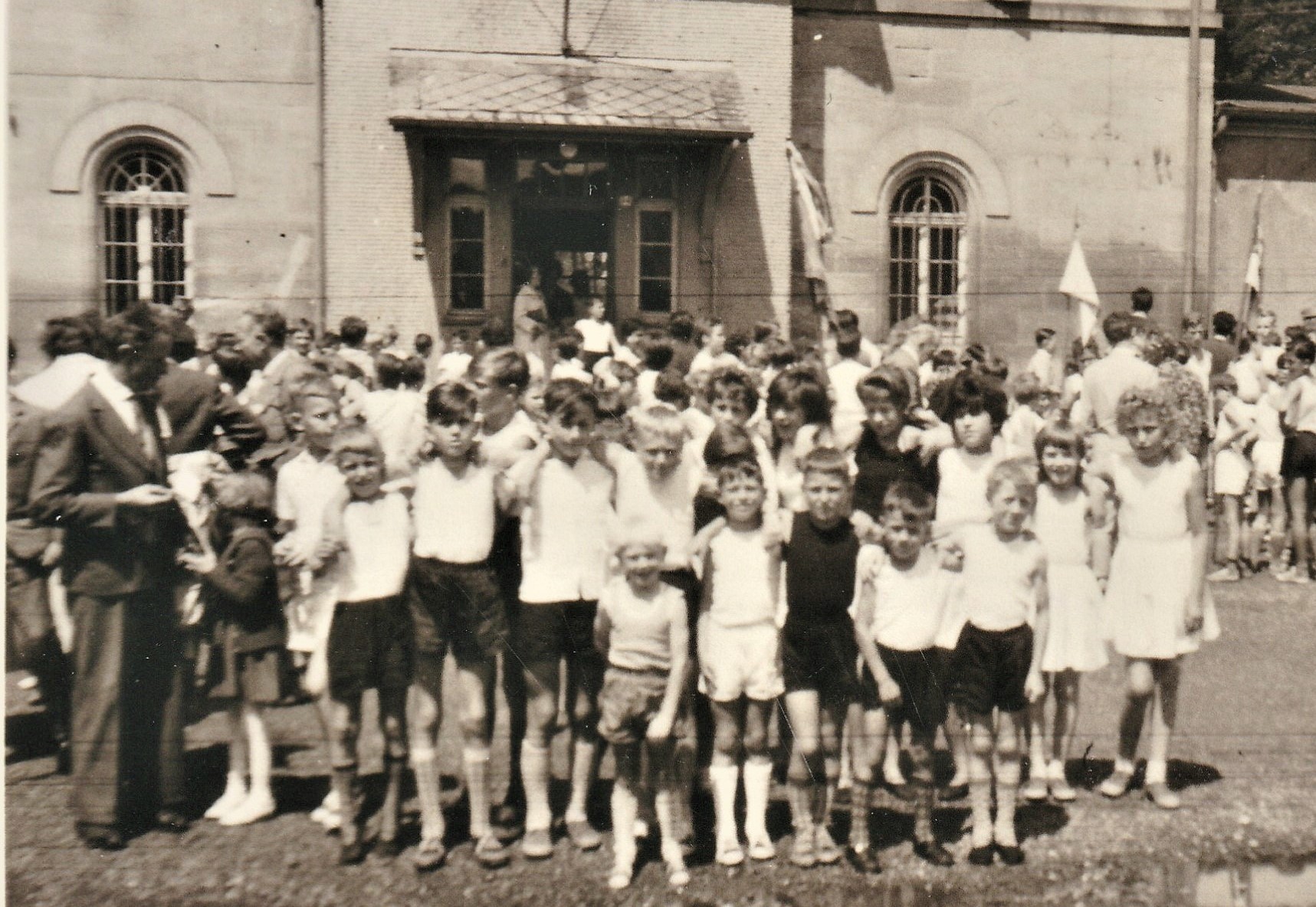 1965 – Das Theater kehrt ins Schulhaus zurück