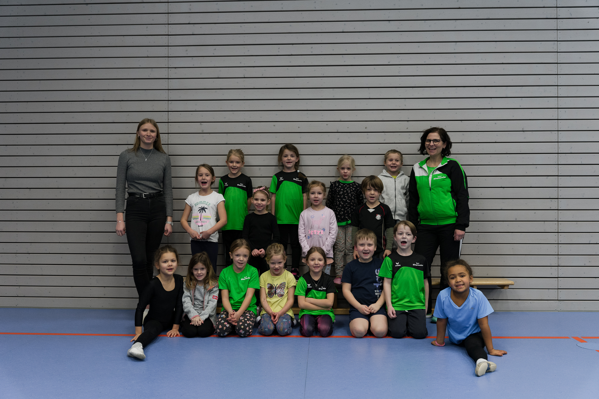 Gruppenfoto Kinderturnen Maxis 2023